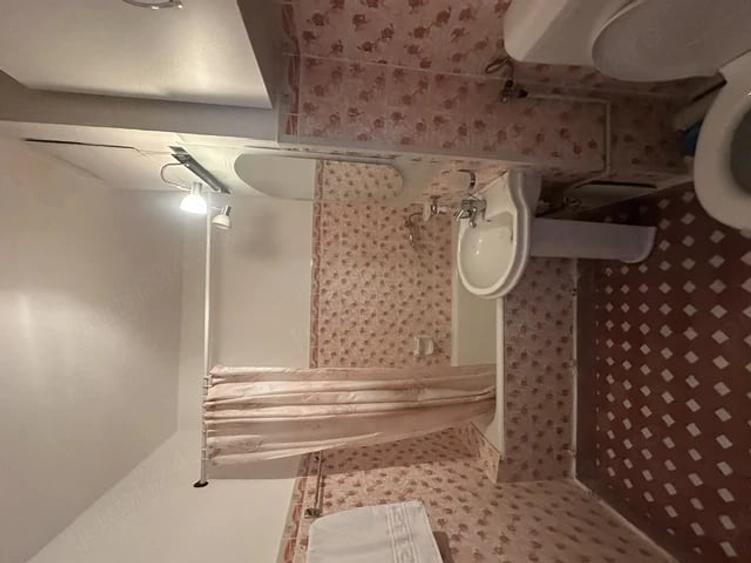 Apartament cu 2 camere semidecomandat în Universitate