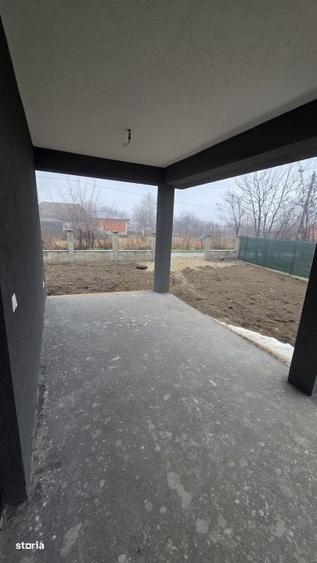 Casă cu 3 camere cu Teren 450 Mp în Lazuri