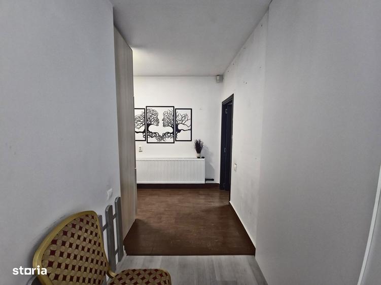 Casă cu 5 camere cu Teren 210 Mp în Coiciu