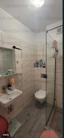 Apartament cu 3 camere decomandat în Tractorul