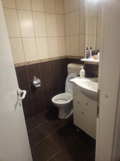 Garsonieră decomandată în Central