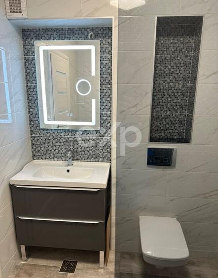 Apartament cu 2 camere semidecomandat, mobilat în Florești