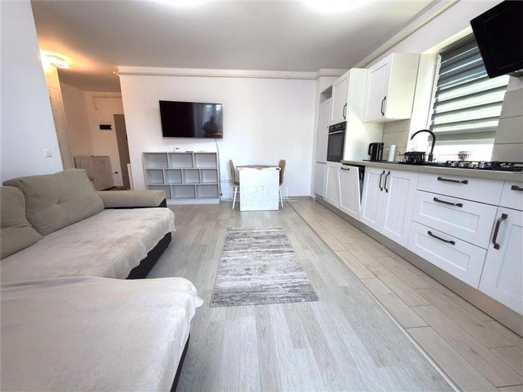 Apartament cu 2 camere semidecomandat în Bartolomeu