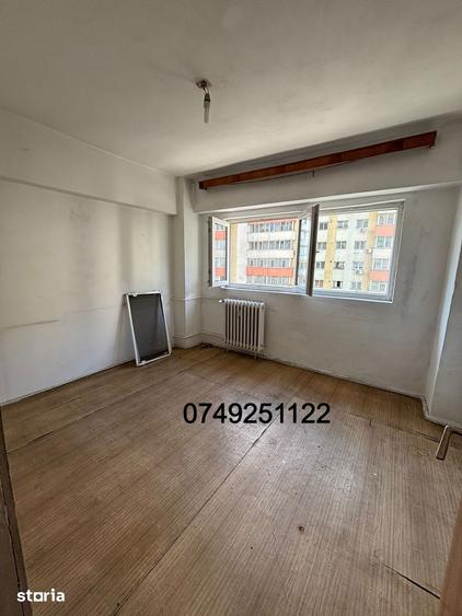 Apartament cu 2 camere decomandat în Tei