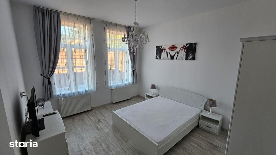 Garsoniera lux,Centrul Istoric-parcul Saguna,mobilata modern,370 Euro - 2