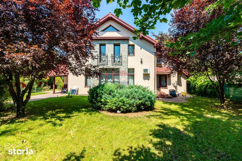 Casă cu 6 camere cu Teren 850 Mp în Corbeanca