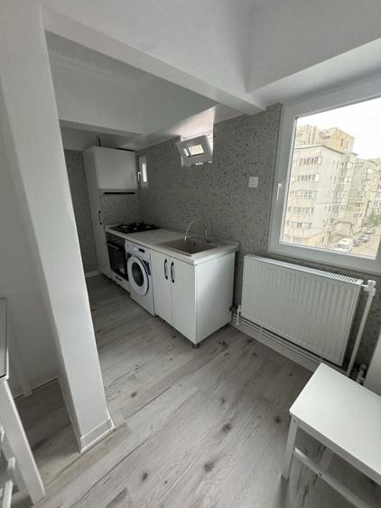 Apartament cu 2 camere decomandat în Exterior Vest