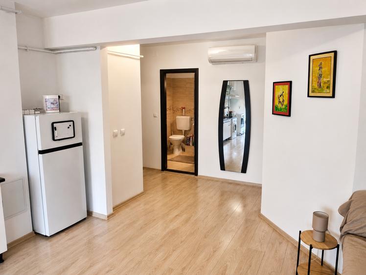 Apartament cu 2 camere decomandat în Drumul Taberei