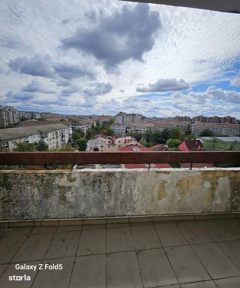 Apartament 70 mp utili, 3 camere, 3 balcoane, B-dul Dacia / Tarnavelor