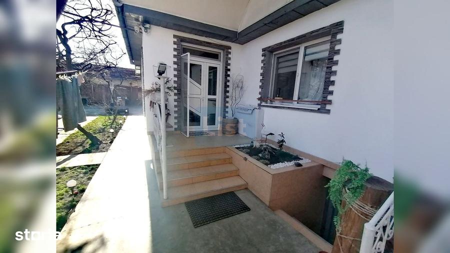 Casă cu Teren 719 Mp în Central