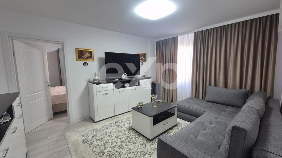Apartament cu 3 camere decomandat, mobilat în Central
