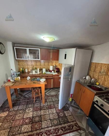 De Vânzare - Casă, Strada Griviței - 22