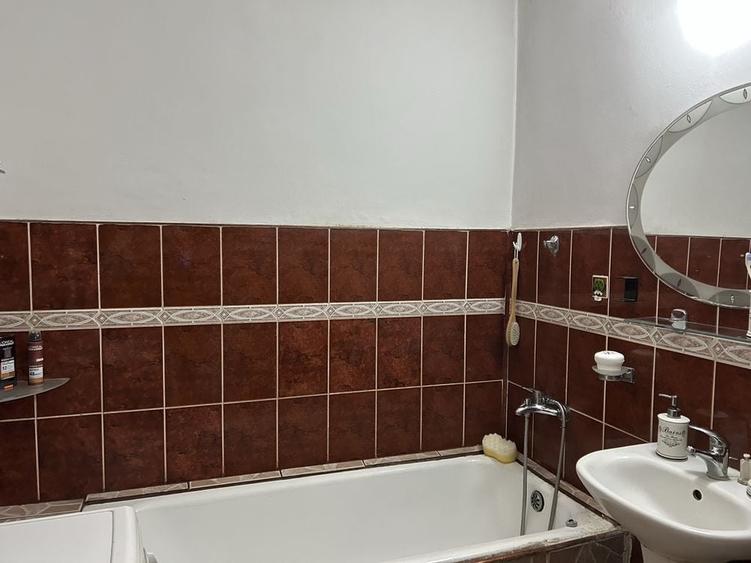 Apartament cu 2 camere decomandat în Unirii Sud