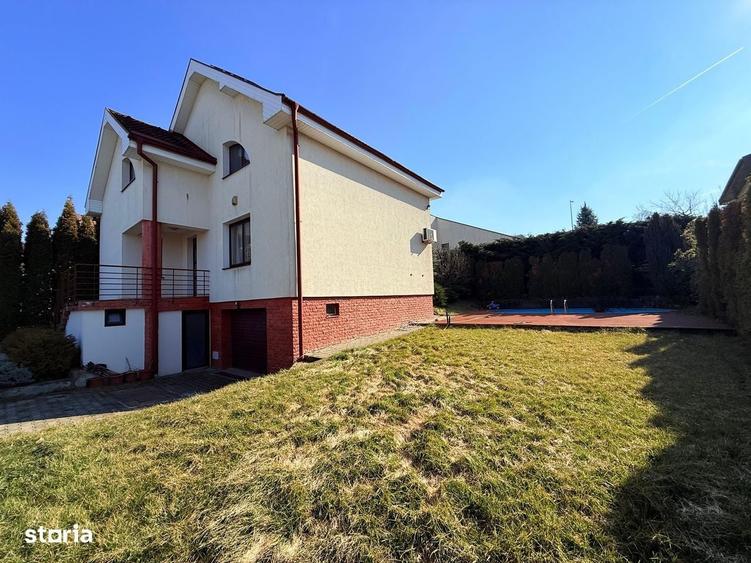 Inchiriez casa cu 3 dormitoare, 3 bai, piscina si panouri in Belvedere - 1