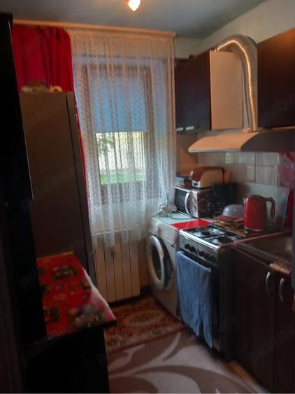 vand apartament cu o camera, parter cu terasa , zona Crihala - 5