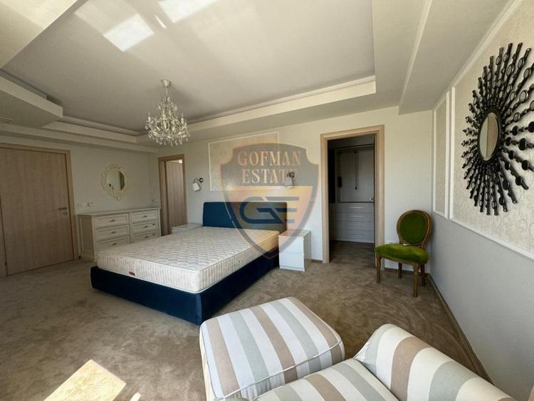 Apartament cu 3 camere decomandat, mobilat în Tomis II
