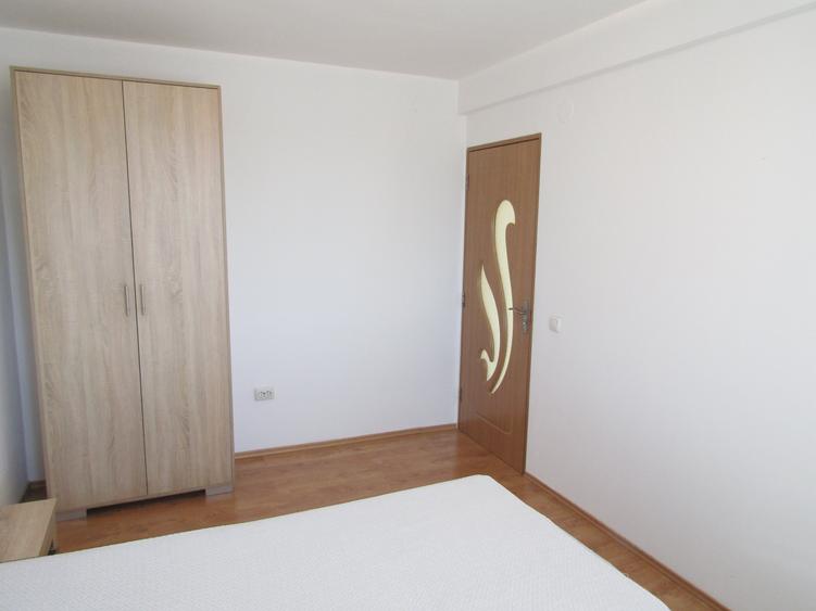 Apartament cu 2 camere decomandat, mobilat în Cedonia
