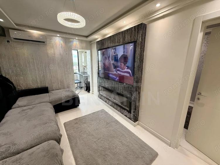 Apartament cu 2 camere semidecomandat în George Enescu