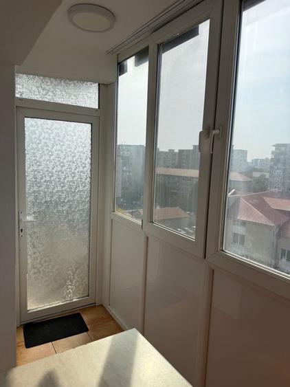 Apartament cu 2 camere semidecomandat în Aradului