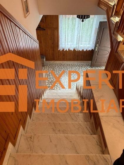 Casă individuală cu 7 camere cu Canalizare în Eforie Nord