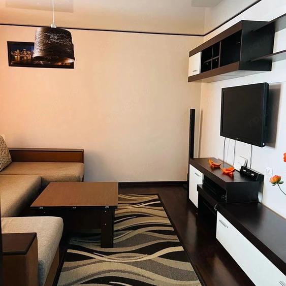 Apartament cu 2 camere decomandat în Olteniței