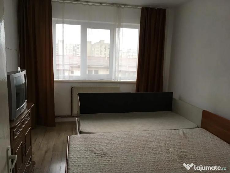 Apartament cu 2 camere decomandat în Ostroveni