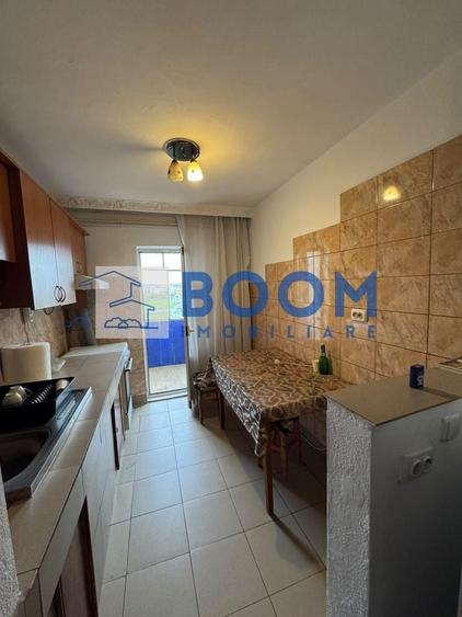 Apartament cu 3 camere decomandat în Ostroveni