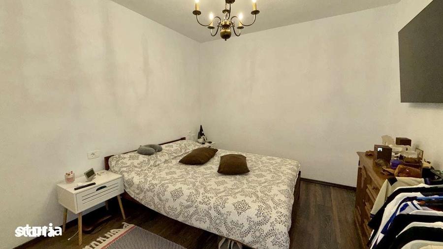 Casă cu 5 camere cu Teren 309 Mp în Central