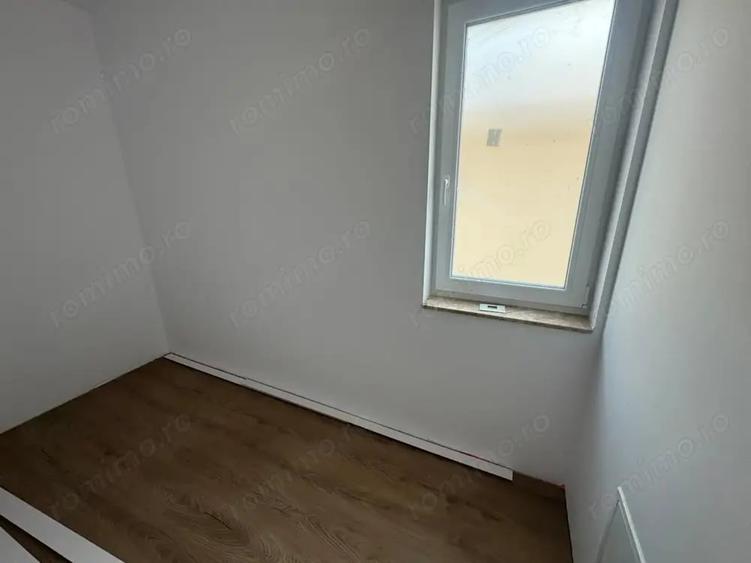 Casă cu 4 camere în Favorit