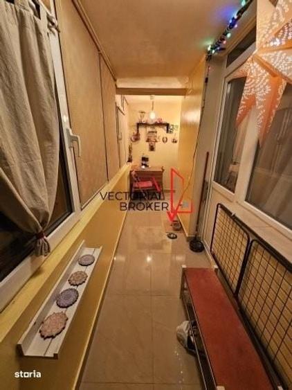 Apartament cu 3 camere decomandat în Basarabia