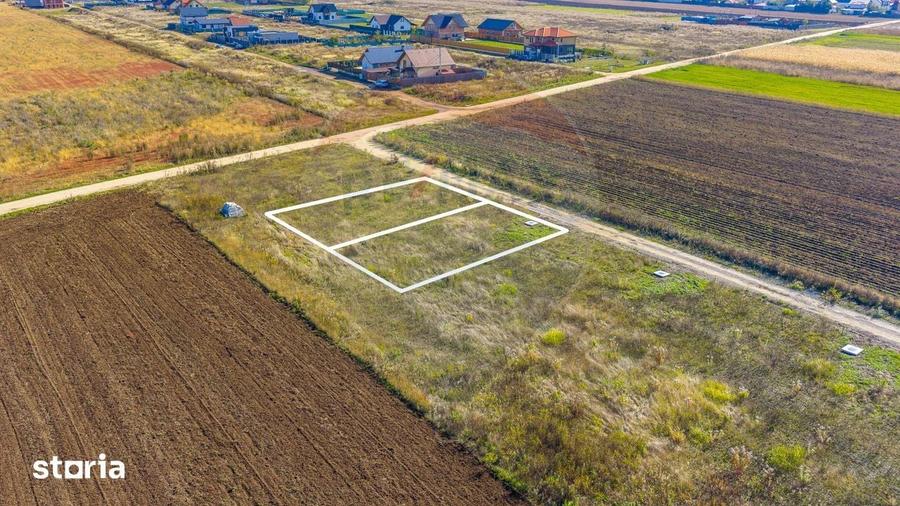 Teren de 650 mp, în Astra