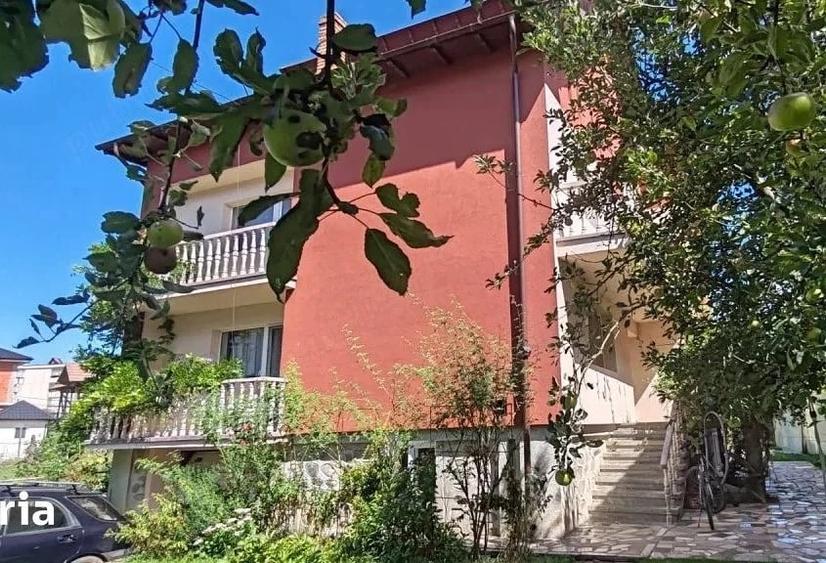 Schimb Vand vila cu piscina langa Manastirea Curtea de Arges - 1
