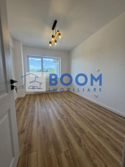 Apartament cu 3 camere decomandat, mobilat în Parc Zăvoi