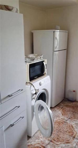Garsonieră decomandată în Berceni