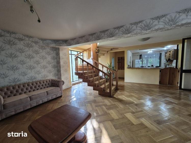 Casă cu 3 camere cu Teren 240 Mp în Găvana