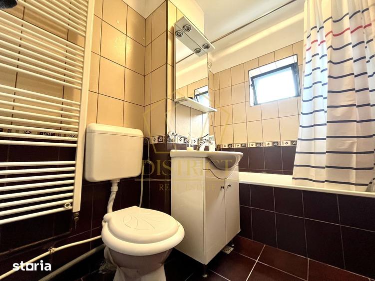 Apartament cu 2 camere decomandat în Complex Studențesc