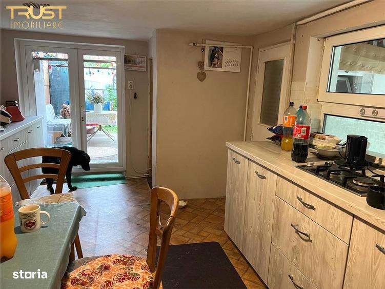 Casă cu 2 camere cu Teren 471 Mp în Central