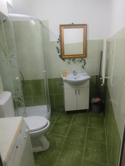 Garsonieră decomandată în Central
