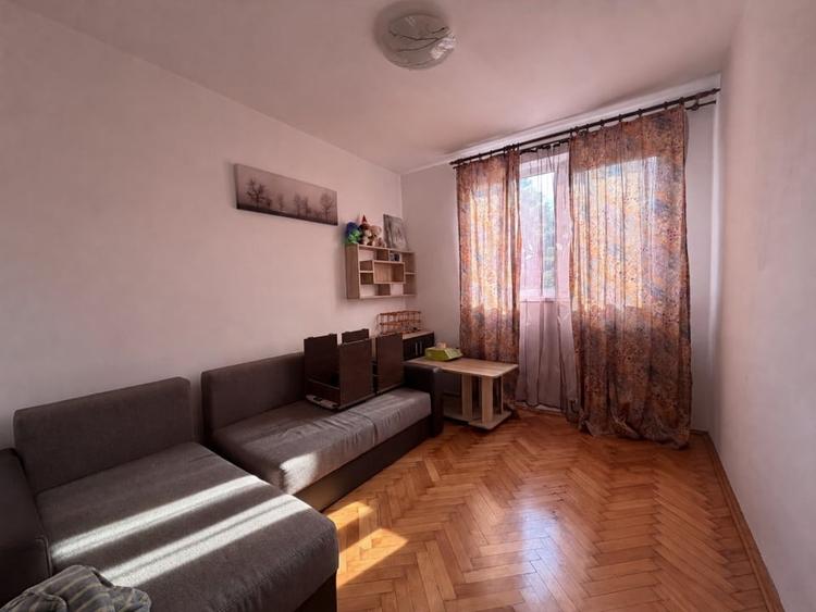 Apartament cu 2 camere decomandat, mobilat în Aiud