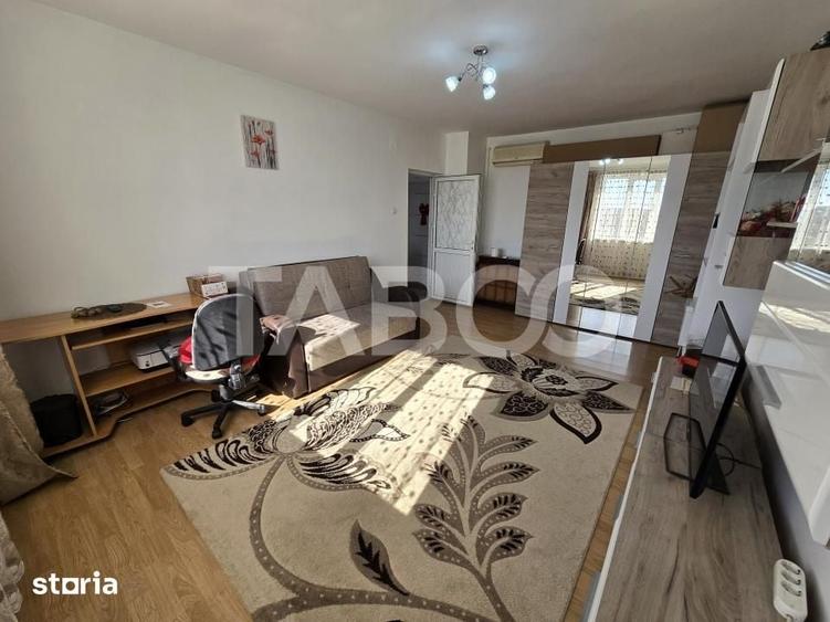 Garsonieră decomandată în Terezian