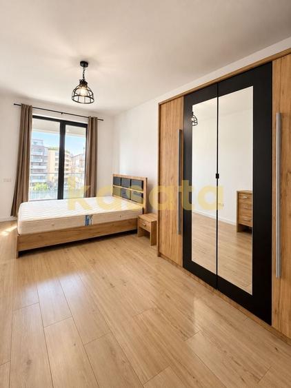 Apartament cu 2 camere decomandat, mobilat în Splaiul Unirii