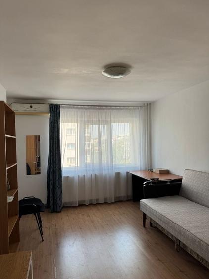 Apartament cu 2 camere în Independenței