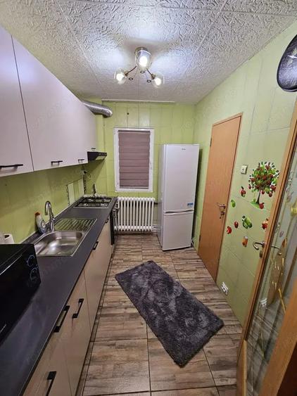 Apartament cu 2 camere decomandat în Colentina