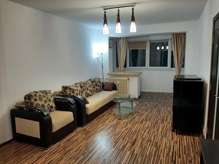 Apartament cu 2 camere semidecomandat, mobilat în Tineretului — fotografia 3