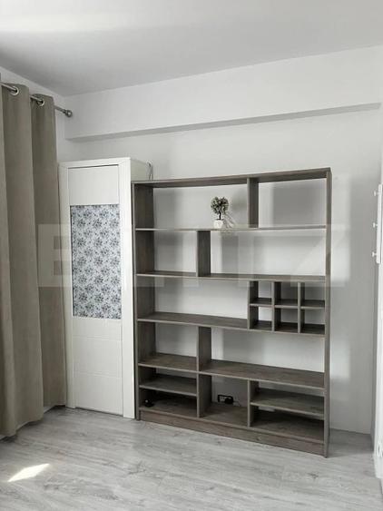 Apartament cu 3 camere în Torontalului