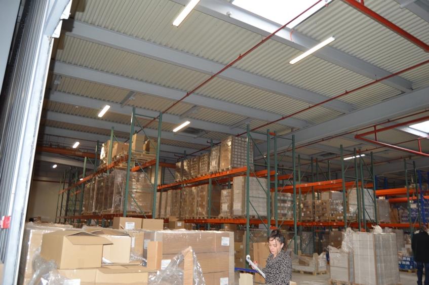 Spațiu industrial, de 25,000 mp, în Militari