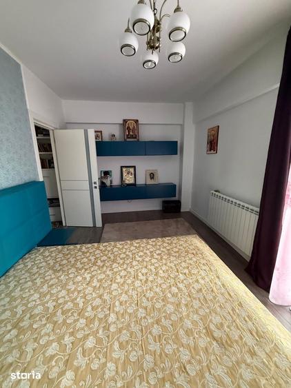Apartament cu 4 camere decomandat în Ultracentral