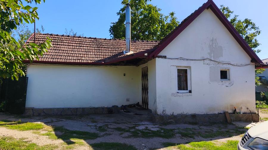 Casă individuală cu 2 camere cu Teren 385 Mp în Central