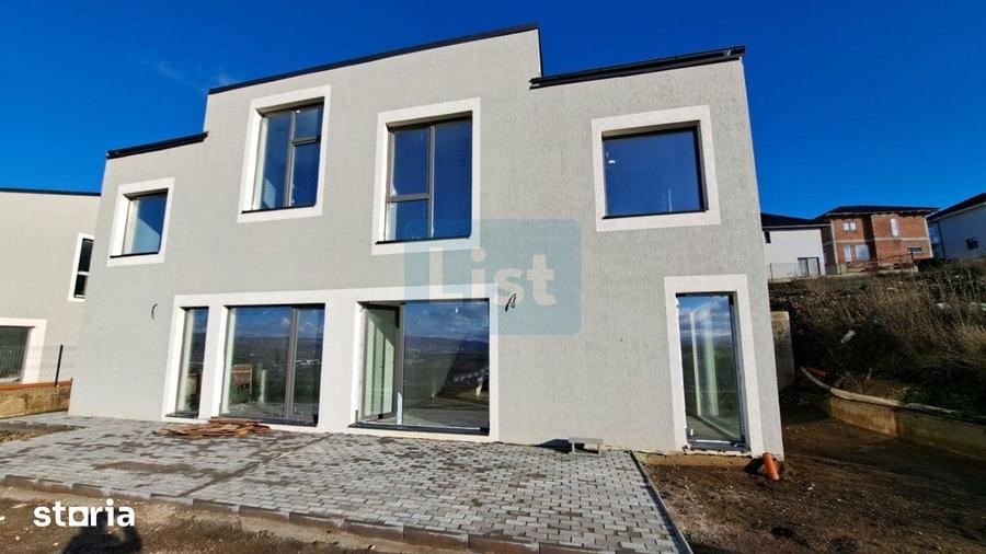 Casă cu 4 camere cu Teren 250 Mp în Apahida