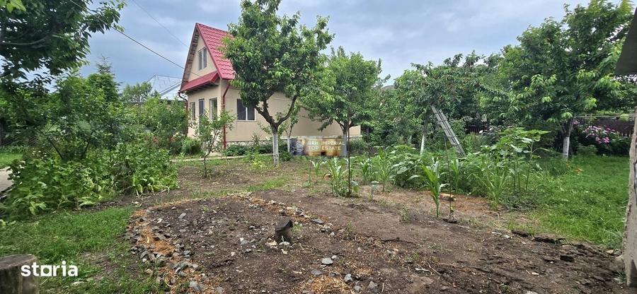 Casă cu 3 camere în Cumpăna